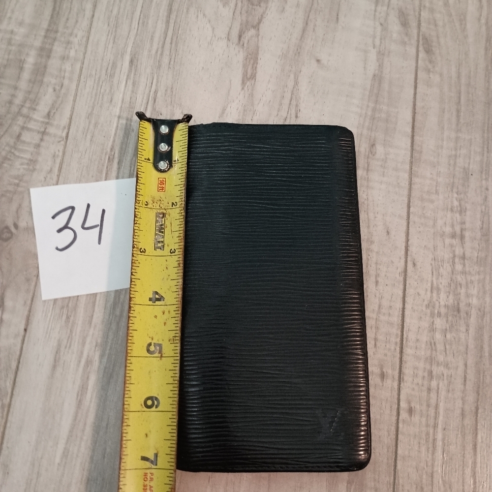 Louis Vuitton Epi Black Long Bifold Wallet/ check book - Picture 13 of 13